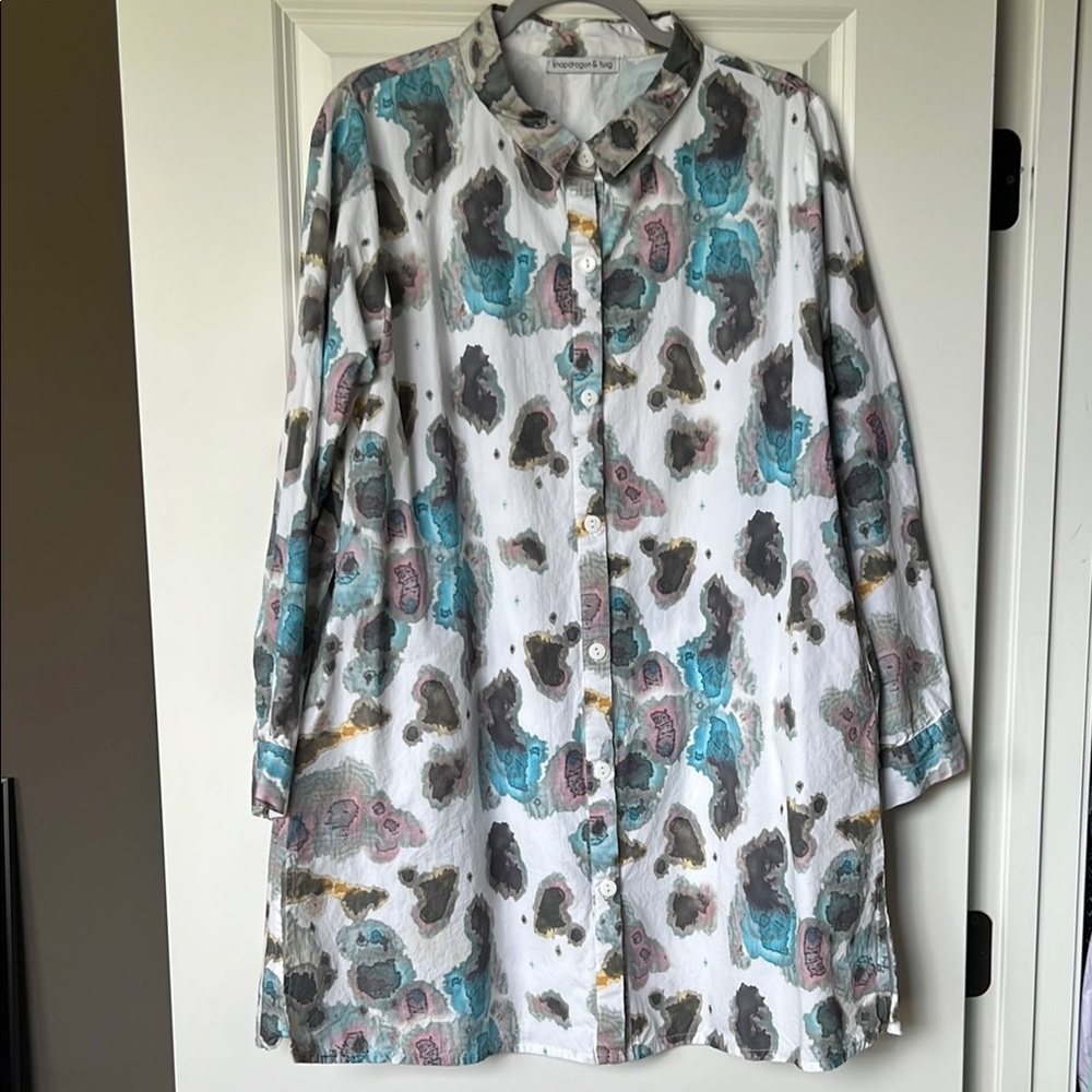 Snapdragon & Twig Tunic Button Down Shirt